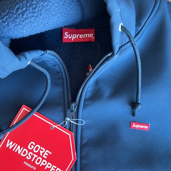 New Supreme wind stopper large navy coat - Picture 2 of 8